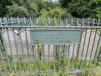 Gravestones_front.jpg
